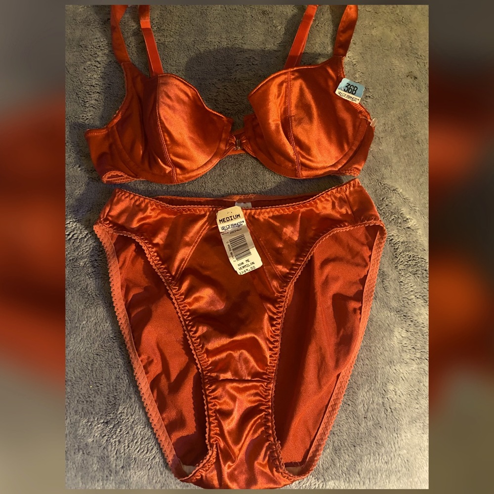 Vintage Second Skin Lily of France Bra Panties Set